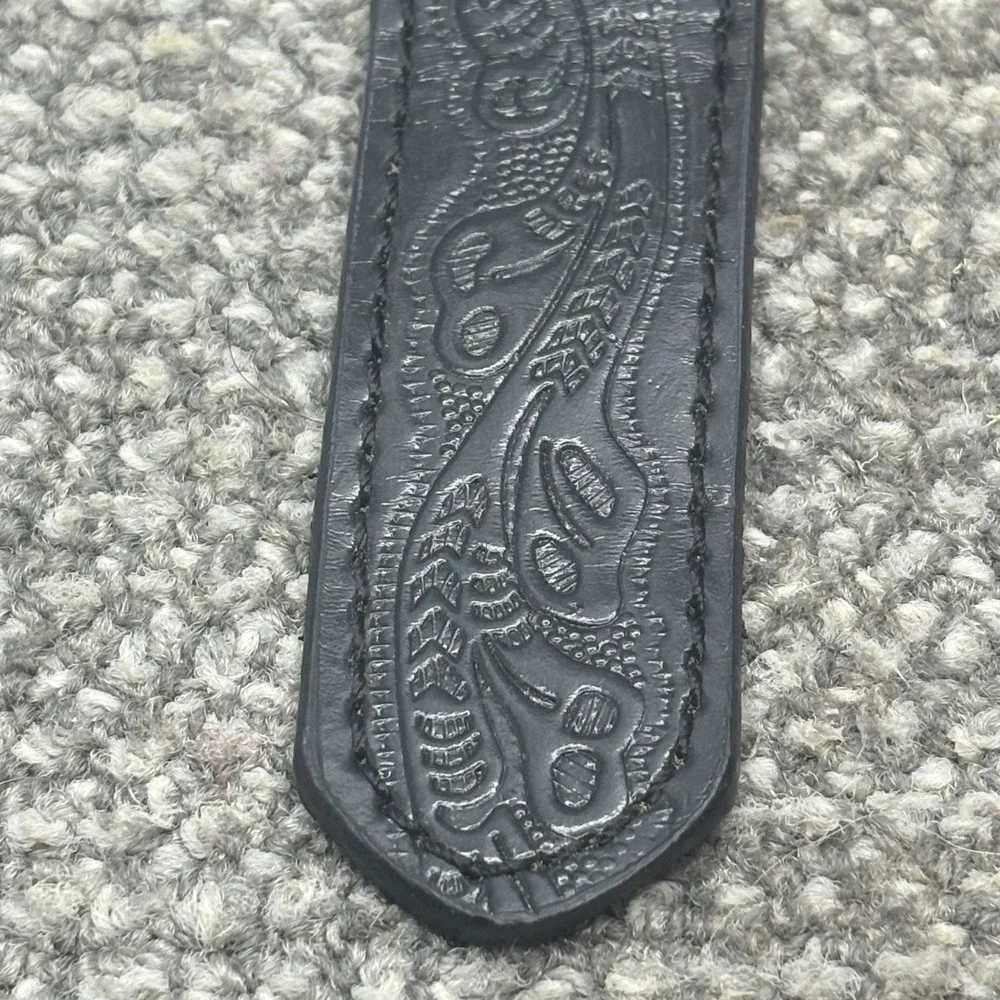 Leather Belt Tooled With Bull Buckle 26-31